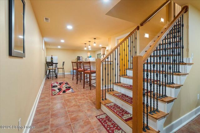 2 Stone Creek Park, Owensboro, KY 42303
