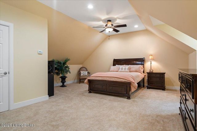 2 Stone Creek Park, Owensboro, KY 42303
