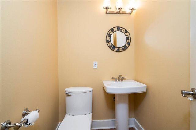 2 Stone Creek Park, Owensboro, KY 42303