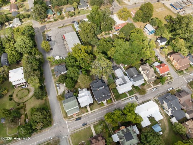 620 W 2nd Street, Washington, NC 27889