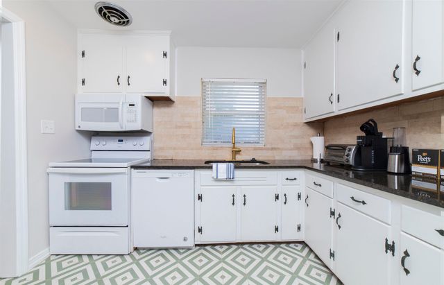 22 Montrano Ave, St Augustine, FL 32080