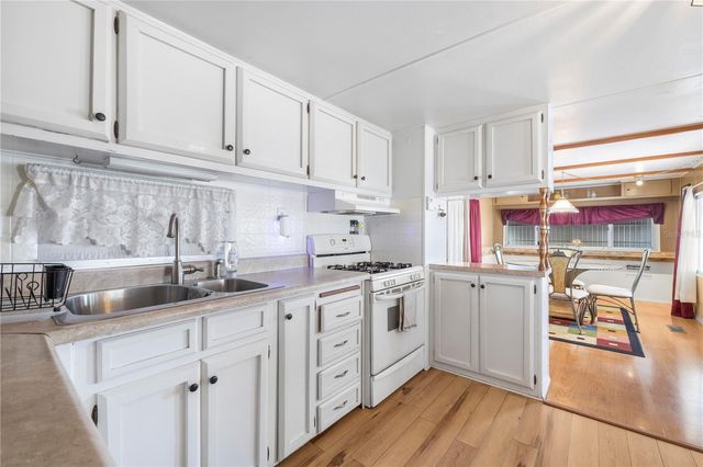 619 52ND AVENUE W, Bradenton, FL 34207