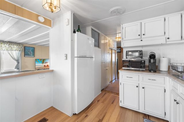 619 52ND AVENUE W, Bradenton, FL 34207