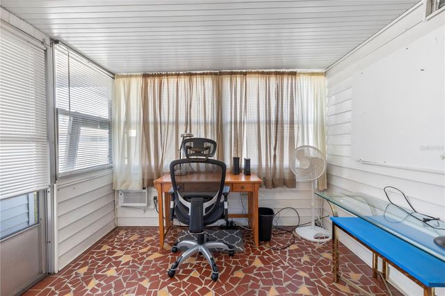 619 52ND AVENUE W, Bradenton, FL 34207