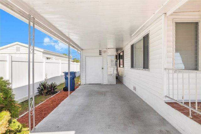 619 52ND AVENUE W, Bradenton, FL 34207