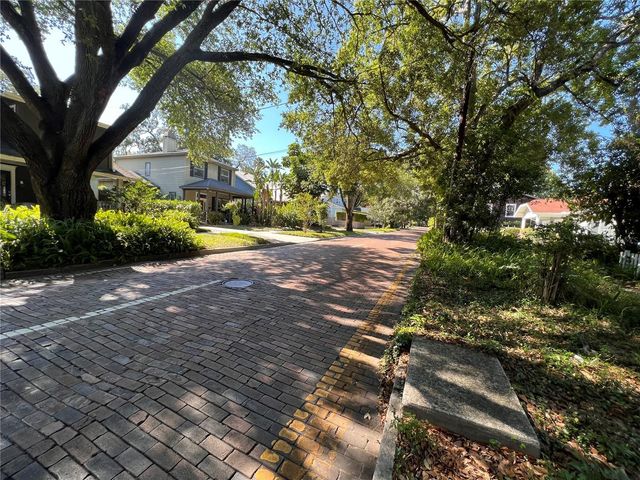 21 N THORNTON AVENUE, Orlando, FL 32801