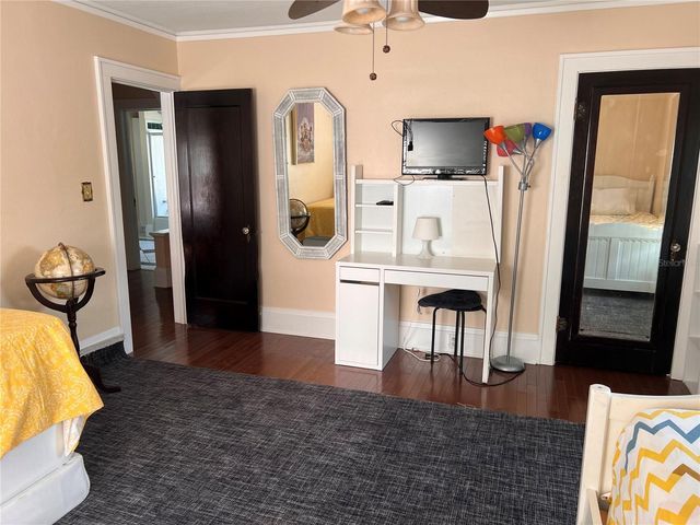 21 N THORNTON AVENUE, Orlando, FL 32801