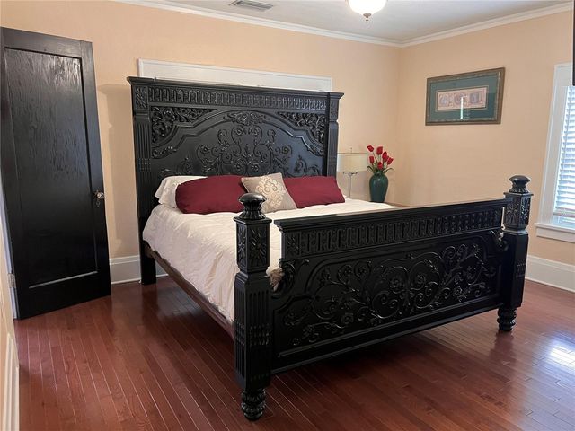 21 N THORNTON AVENUE, Orlando, FL 32801