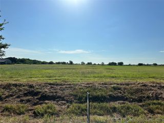 Peanut Trail, Hendrix, OK 74741