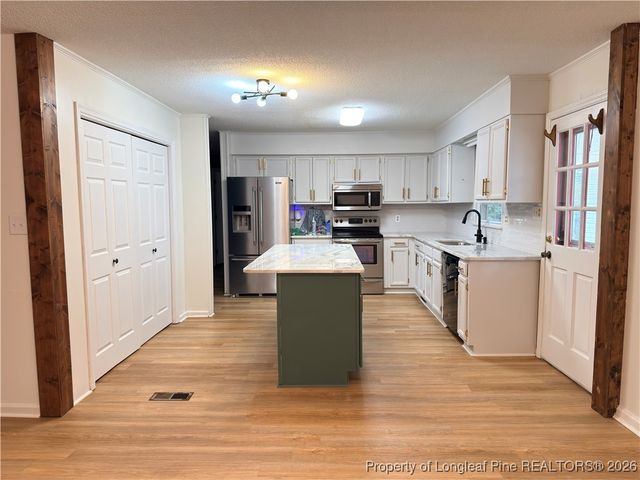 5453 Thompson Circle, Hope Mills, NC 28348