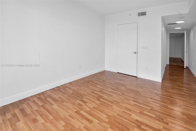 3301 NE 183rd St 1105, Aventura, FL 33160