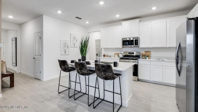 129 DOGLEG Run, St. Johns, FL 32259