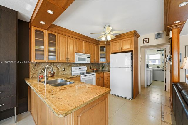 3300 N Ocean Dr 2C, Hollywood, FL 33019