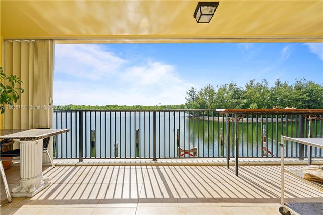 3300 N Ocean Dr 2C, Hollywood, FL 33019