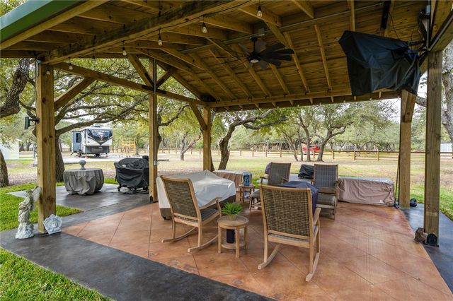 1630 16th St, Rockport, TX 78382