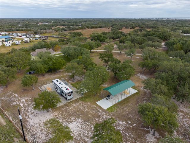 1630 16th St, Rockport, TX 78382