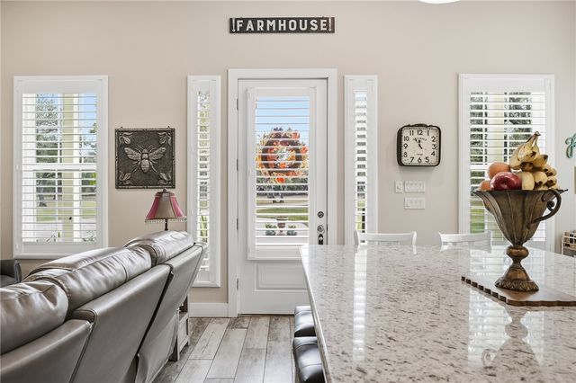 1630 16th St, Rockport, TX 78382