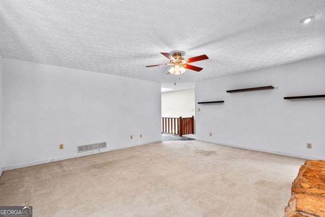 250 Devilla Trace, Fayetteville, GA 30214