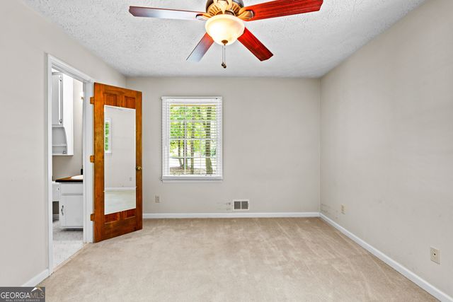 250 Devilla Trace, Fayetteville, GA 30214