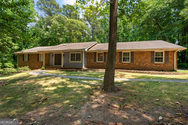 250 Devilla Trace, Fayetteville, GA 30214