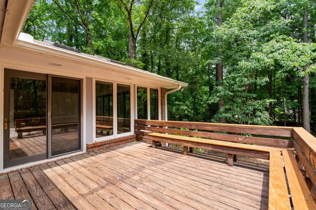 250 Devilla Trace, Fayetteville, GA 30214