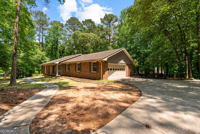 250 Devilla Trace, Fayetteville, GA 30214