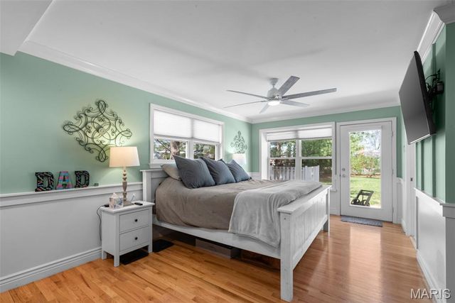 12301 Matthews Lane, St Louis, MO 63127