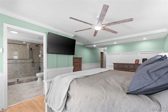 12301 Matthews Lane, St Louis, MO 63127