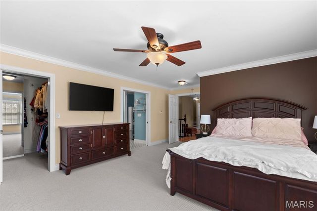 12301 Matthews Lane, St Louis, MO 63127