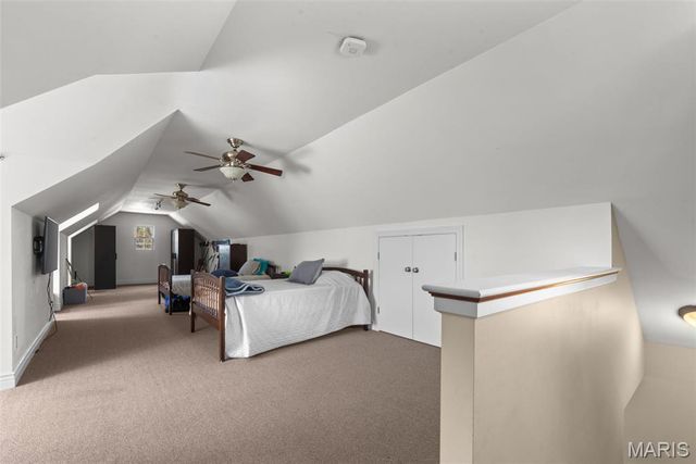 12301 Matthews Lane, St Louis, MO 63127