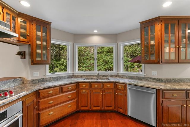 140 Wildrose Avenue, Guilford, CT 06437