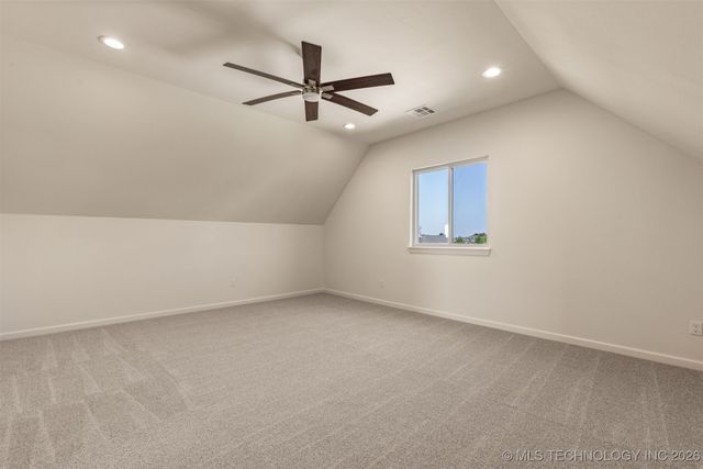 2014 E 45th Place, Sand Springs, OK 74063