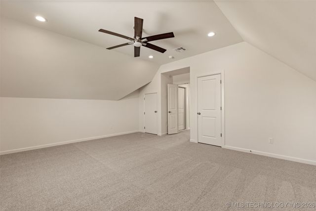 2014 E 45th Place, Sand Springs, OK 74063