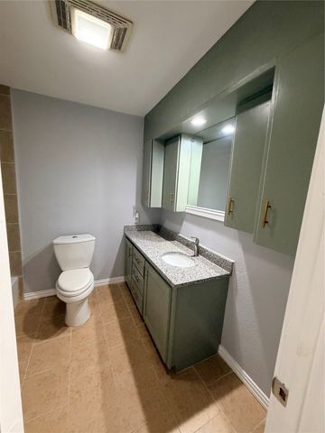3004 Haynie Street, Fort Worth, TX 76112