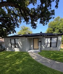 3004 Haynie Street, Fort Worth, TX 76112