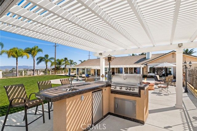 15555 Rancho Viejo Drive, Riverside, CA 92506