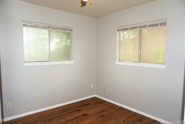 202 BRENDA DR, Converse, TX 78109