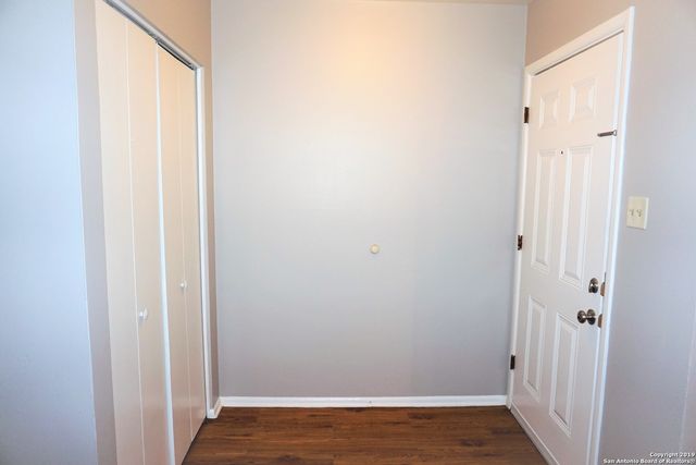202 BRENDA DR, Converse, TX 78109