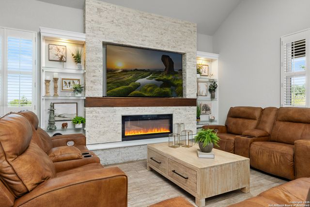 604 Academy Oaks, San Marcos, TX 78666