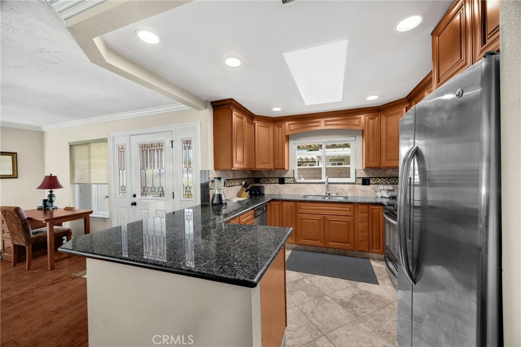 Image 4 of property listing at 3066 Via Serena S D, Laguna Woods, CA 92637