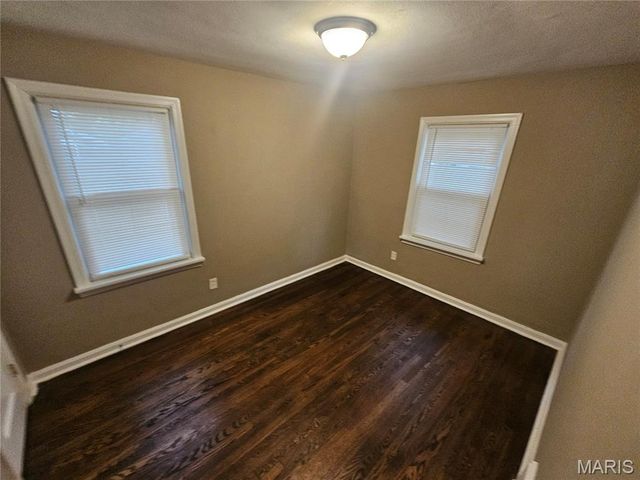 415 Millman Drive, St Louis, MO 63135