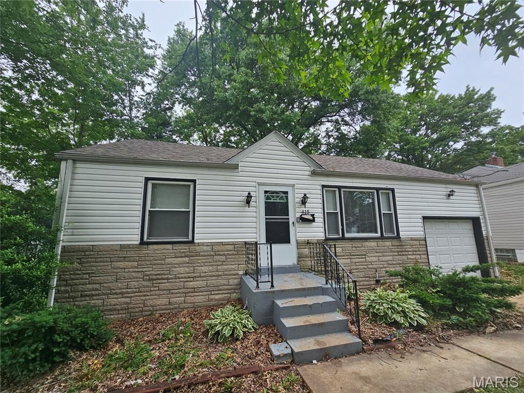 415 Millman Drive, St Louis, MO 63135