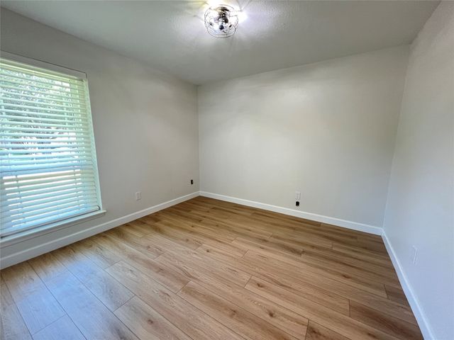 1842 Juniper Lane, Lewisville, TX 75077