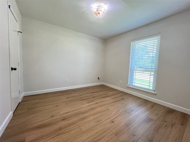 1842 Juniper Lane, Lewisville, TX 75077