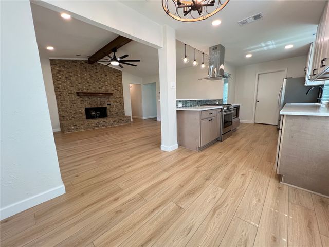 1842 Juniper Lane, Lewisville, TX 75077