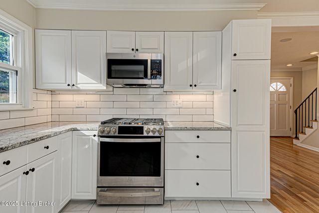 3630 Windward Way, Louisville, KY 40220