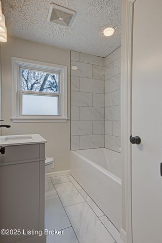 3630 Windward Way, Louisville, KY 40220