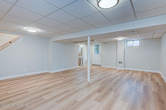 3630 Windward Way, Louisville, KY 40220