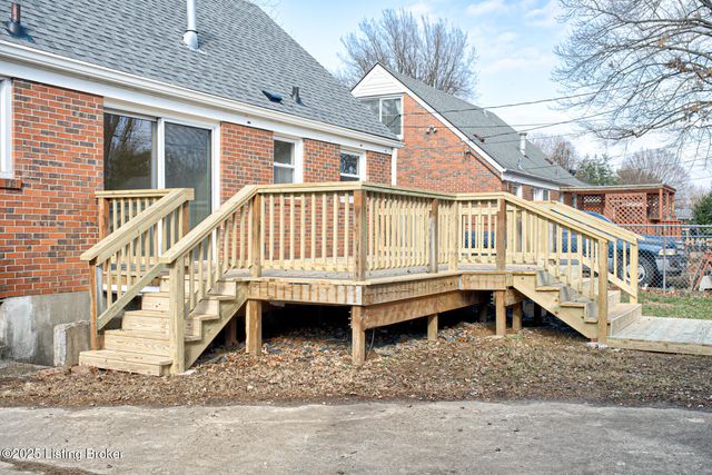 3630 Windward Way, Louisville, KY 40220