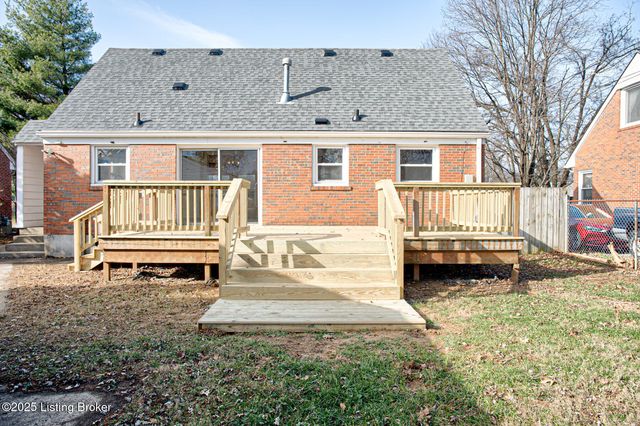 3630 Windward Way, Louisville, KY 40220